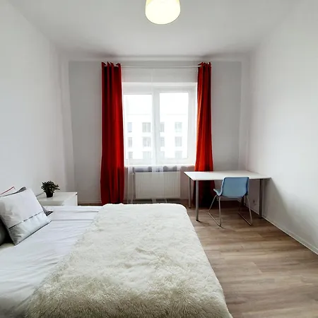 W Centrum Gdyni Swietojanska Homestay szállás *